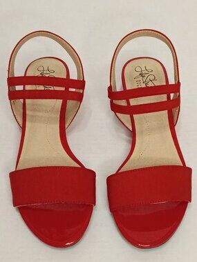 NIB LifeStride Yolo Red Low Wedge Sandals Size Women's 8M Comfort Strappy Shoes